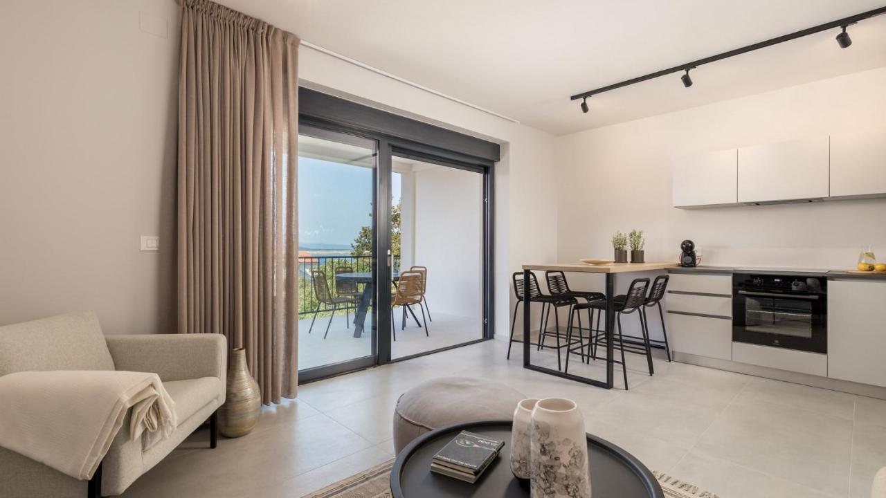 Apartments Villa Frankola With Swimming Pool Crikvenica Exteriér fotografie