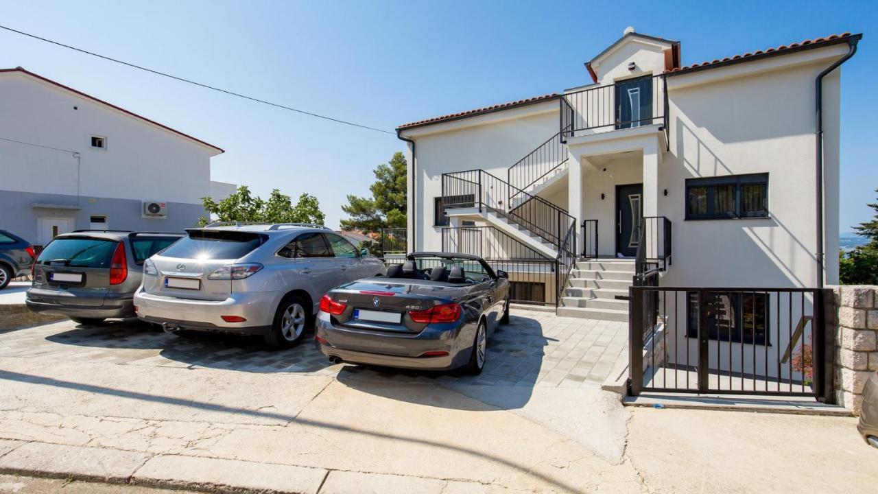 Apartments Villa Frankola With Swimming Pool Crikvenica Exteriér fotografie