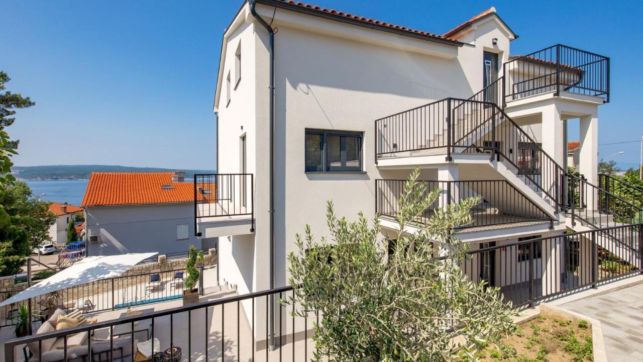 Apartments Villa Frankola With Swimming Pool Crikvenica Exteriér fotografie