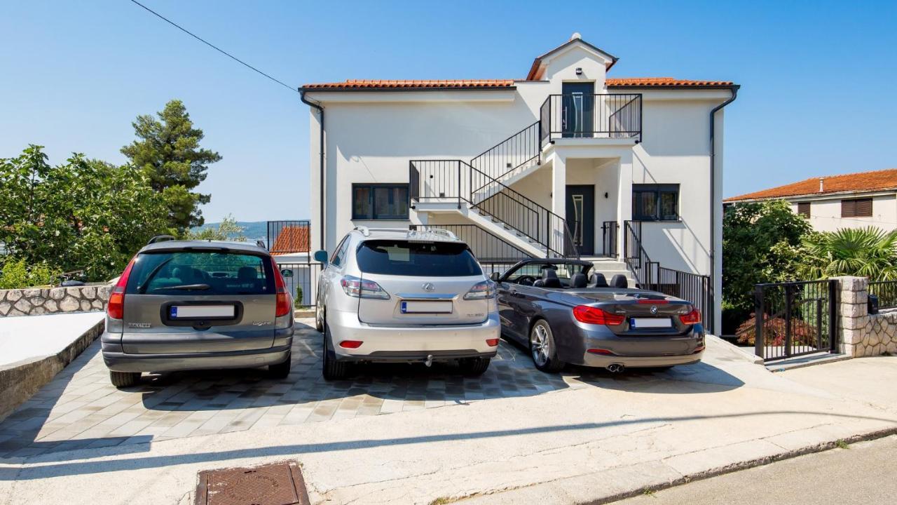 Apartments Villa Frankola With Swimming Pool Crikvenica Exteriér fotografie
